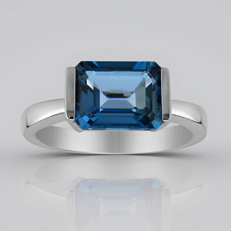 Anello in argento con Topazio Blu Londra (Pallanova)
