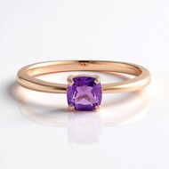 Zilveren ring met een Siberische amethist (de Melo)