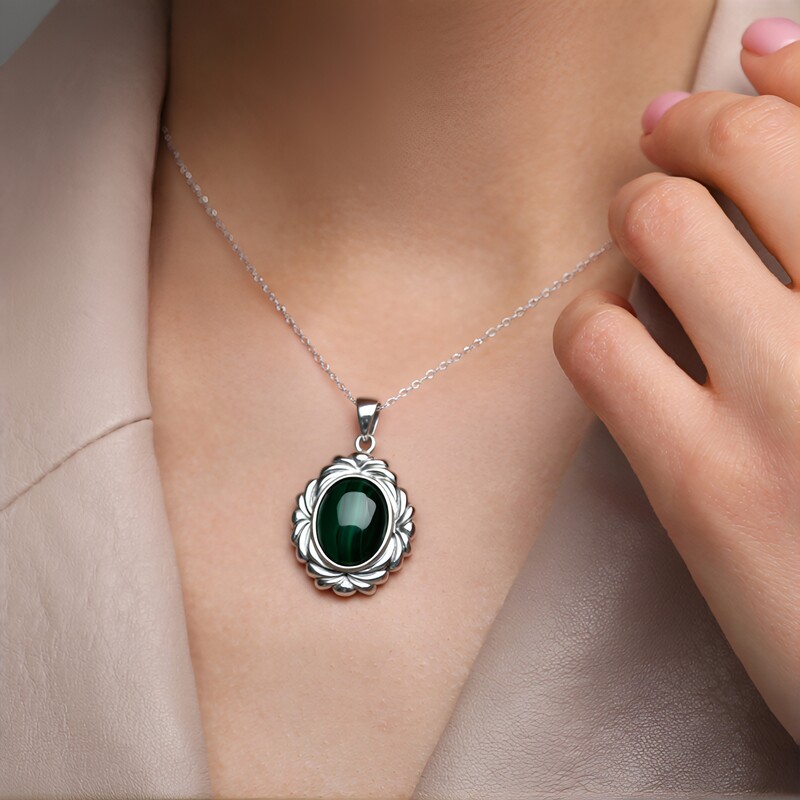 Zilveren hanger met een Malachiet (Art of Nature)