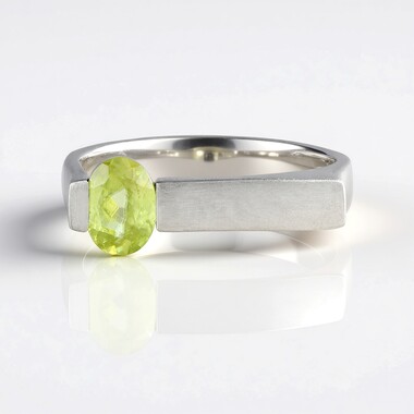 Anello in argento con Sfene (de Melo Essence)