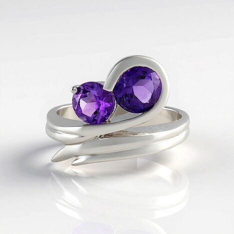 Anello in argento con Ametista Siberiana (de Melo Essence)