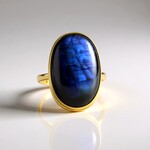 Anello in argento con Labradorite (Adela Silber)
