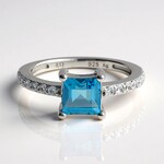Bague en argent et Topaze de Marambaia