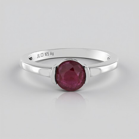 Anello in argento con Rubino del Madagascar