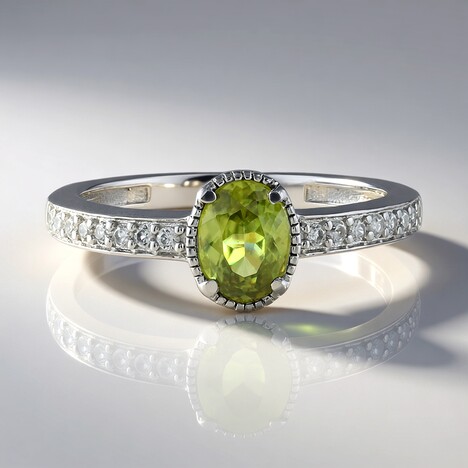 Bague en argent et Sphène