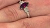 Zilveren ring met een Naktamunda rhodoliet
