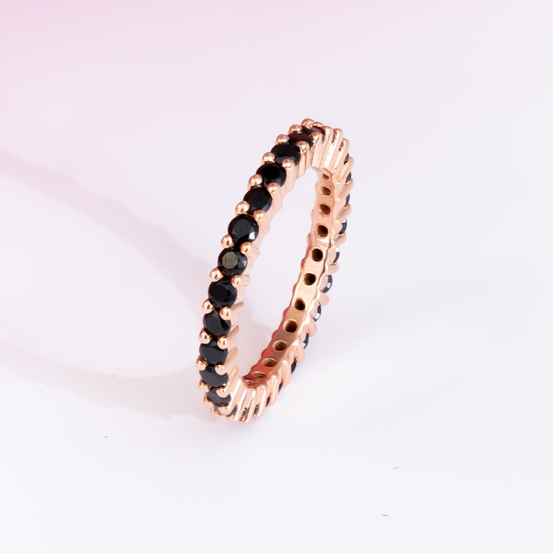 Schwarzer Spinell-Silberring