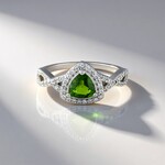 Anello in argento con Diopside Russo