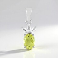 Zilveren hanger met een Ouro Verde kwarts