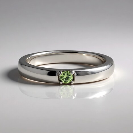 Anello in argento con Demantoide del Madagascar (John Ferry)