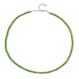 Collar en plata con Diópsido de Rusia