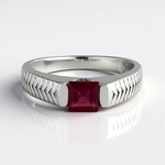 Anello in argento con Rubino del Madagascar (de Melo Essence)