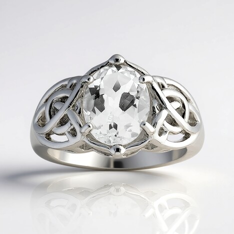 Anello in argento con Topazio Bianco