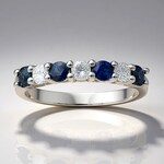 Anello in oro con Zaffiro Ceylon Blu