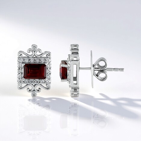 Orecchini in argento con Granato d’India (Dallas Prince Designs)