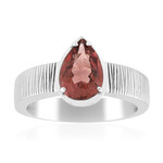 Zilveren ring met een Rode apatiet