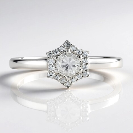 Anello in argento con Zaffiro Bianco