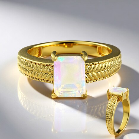 Anello in argento con Opale di Welo