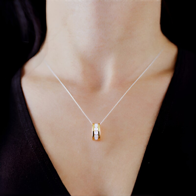 Zircon Silver Pendant (Adela Silber)