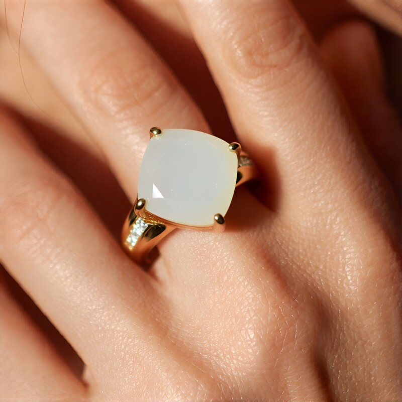 Weißer Mondstein-Silberring