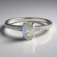 Anillo en plata con Labradorita
