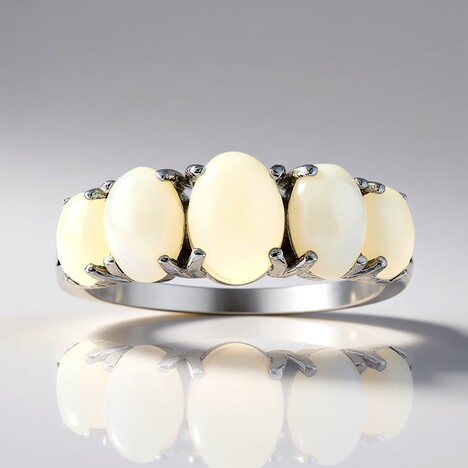 Anello in argento con Opale di Welo