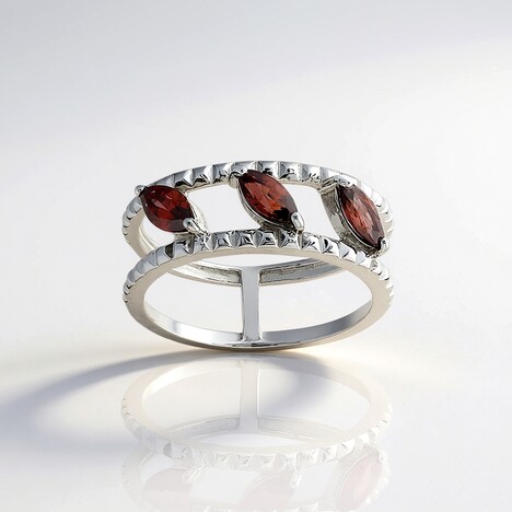 Anello in argento con Zircone Rosa