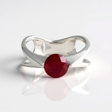 Anillo en plata con Rubí de Madagascar (de Melo Essence)