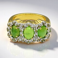 Anello placcato in oro con Crisoprasio Imperiale
