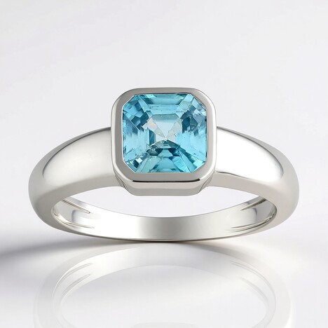 Anello in argento con Zircone Ratanakiri