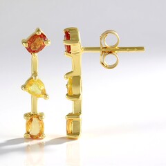 Orecchini in argento con Zaffiro Rosso