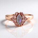 Bague en argent et Labradorite rose de Maniry