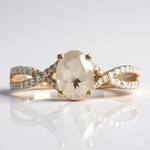 Anello in oro con Morganite AAA