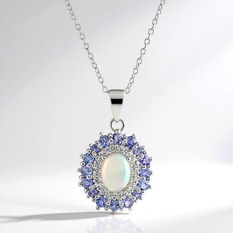 Collana in argento con Opale di Welo