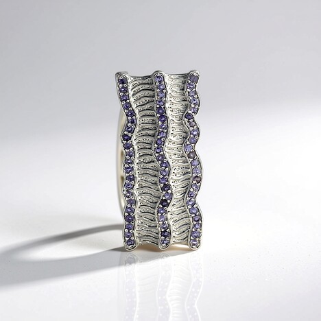 Ciondolo in argento con Iolite (SAELOCANA)