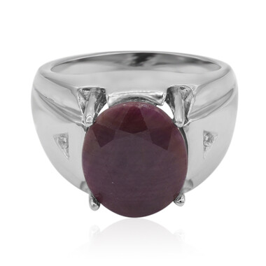 Anello in argento con Rubino