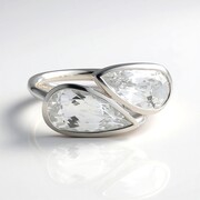 Anillo en plata con Danburita (de Melo Essence)