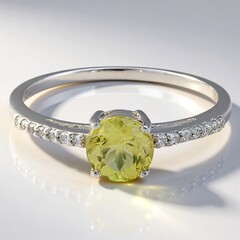 Anello in argento con Apatite Lemon