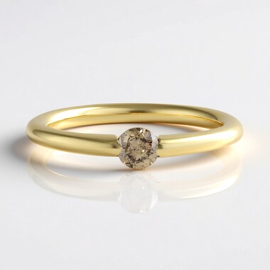 Anillo en oro con Diamante champán I2 (de Melo Gold)