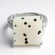 Bague en argent et Agate étincelante