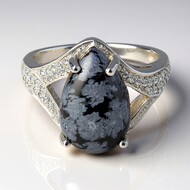 Anello in argento con Ossidiana Fiocco di Neve