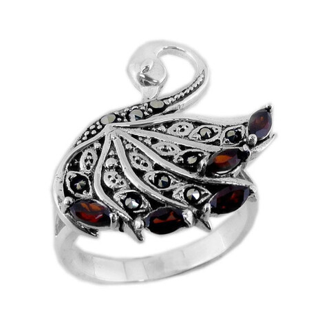 Anillo en plata con Granate de Mozambique