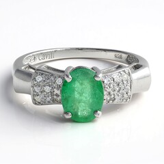 Anello placcato in platino con Smeraldo Bahia