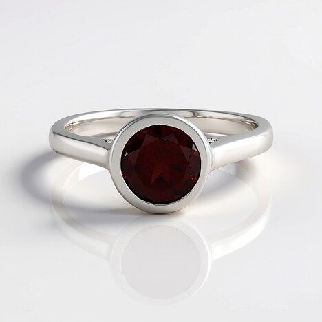 Anello in argento con Granato Mozambico