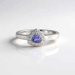 Anello in argento con Tanzanite
