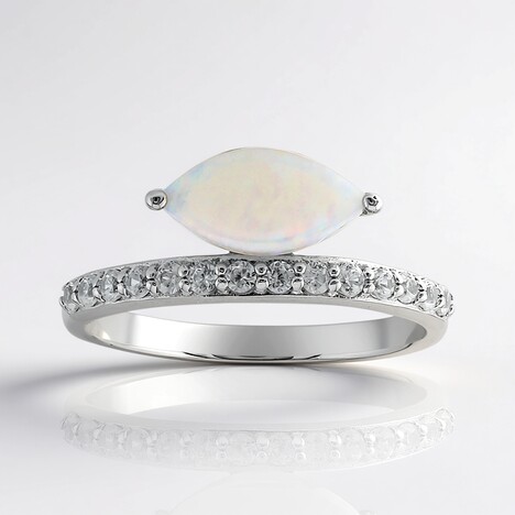 Anello in argento con Opale Bianco
