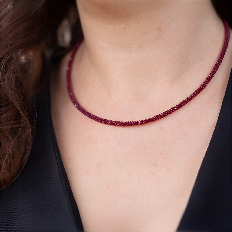 Collier en argent et Grenat du Mozambique