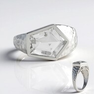 Anillo en plata con Cuarzo blanco