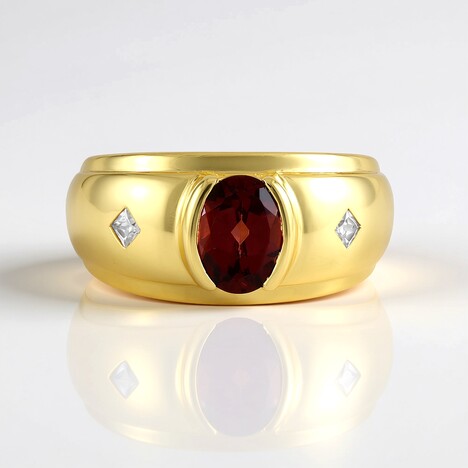 Anello in argento con Granato Mozambico