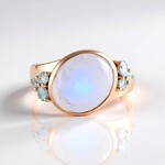 Anello in argento con Pietra di Luna Blu (KM by Juwelo)